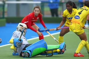 Indian women's hockey team go down 2-4 to Korea Indian women's hockey team go down 2-4 to Korea