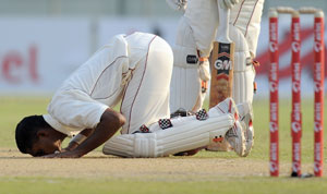 West Indies' cricket board praises Shivnarine Chanderpaul