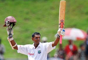 Shivnarine Chanderpaul reaches 300 first-class matches, praised by West Indies' board