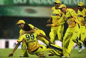 IPL 2013 Preview: Classic confrontation in troubled times
