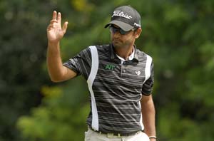 Thai golfer Thaworn Wiratchant leads Yeangder gold after round two, Chiragh Kumar tied 2nd