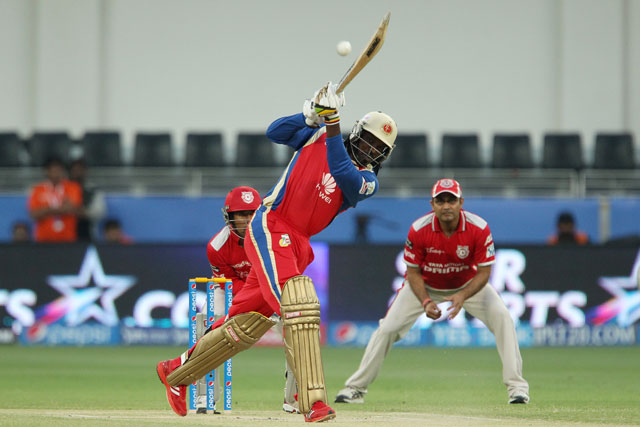 Royal Challengers Bangalore's Chris Gayle to Travel to Germany for Assessing Back Injury