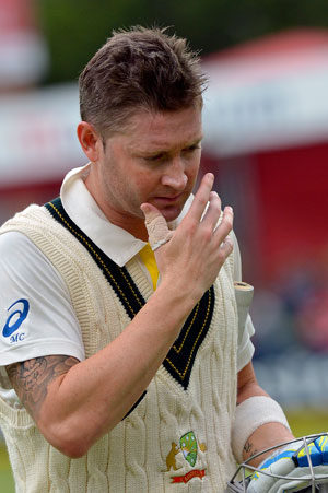 Michael Clarke "disappointed" over David Warner's comments