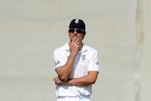 The Ashes: Alastair Cook brushes aside Shane Warne's jibes