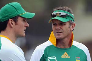 Proteas begin hunt for new coach