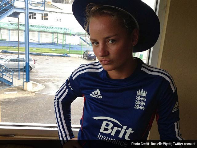 'Kholi marry me!', Virat Kohli gets marriage proposal from English cricketer