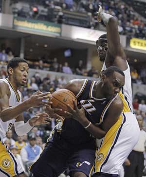 Granger leads Pacers past Jazz 104-99