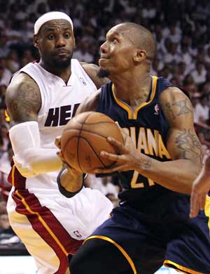 Pacers win 78-75, late chances doom Miami