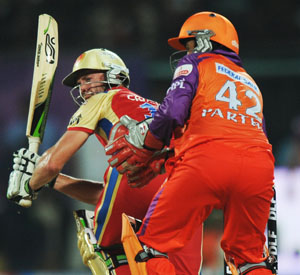 Ahead of IPL, AB de Villiers to marry girlfriend Danielle Swart