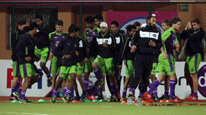 Waveriders consistency vs Rhinos flair to decide Hero HIL champion