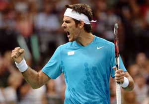 Djokovic injury hands Argentina final berth