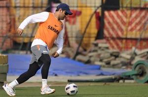 Mahendra Singh Dhoni to promote English Premier League in India