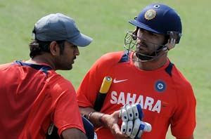 I1-Super Series: Dhoni and Yuvraj in race to own franchise