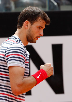 Grigor Dimitrov Overcomes Sweaty Hands to Enter Second Round of Italian Open