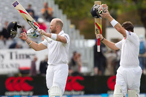 Determined England salvage draw in 1st Test against New Zealand