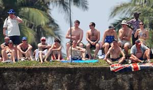 How to tackle Lankan heat? Train in a sauna, says Gough