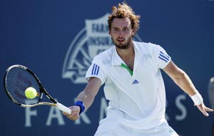 French Open: Cigar-Smoking Ernests Gulbis Fired up to Reach the Top