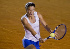 Errani, Suarez Navarro into Barcelona Open semifinals