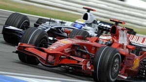 Rule changes see more overtaking in F1 in 2011