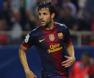 Manchester United bids for Barcelona's Cesc Fabregas: reports