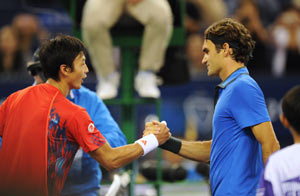 What death threat? Roger Federer wins in Shanghai