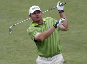 Tommy Gainey takes 3-shot lead in Wyndham