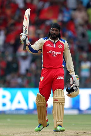 IPL 2013: Modest Chris Gayle showers praise on team after hitting 175*
