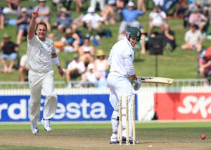 2nd Test: De Villiers, seamers set up South Africa vs New Zealand
