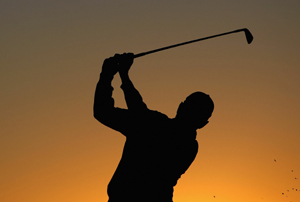 Colsaerts takes lead with record round