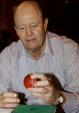 Former England cricketer Tony Greig dies