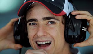 Sauber retain Esteban Gutierrez for 2014 season