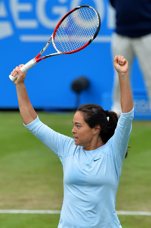 Qualifier Jamie Hampton to face Elena Vesnina in Eastbourne final