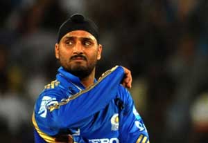 Harbhajan Singh becomes namkeen seller for television show 'Mission Sapne'