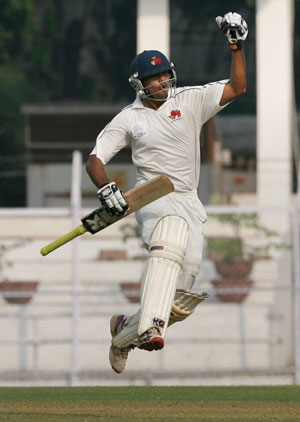 Mumbai set Bengal a daunting victory target of 391