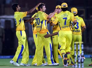 IPL 5: Chennai Super Kings beat Rajasthan Royals by 4 wickets