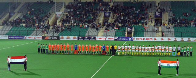 Hockey fraternity observes two-minute silence in memory of Nelson Mandela during Junior World Cup