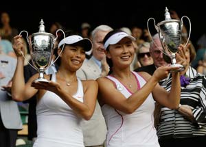 Wimbledon: Hsieh and Peng win women's doubles title