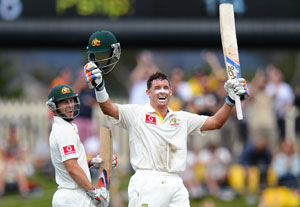 Late bloomer Michael Hussey defies years with tons of runs