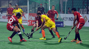 India beat Canada 3-2 to keep junior hockey World Cup hopes alive