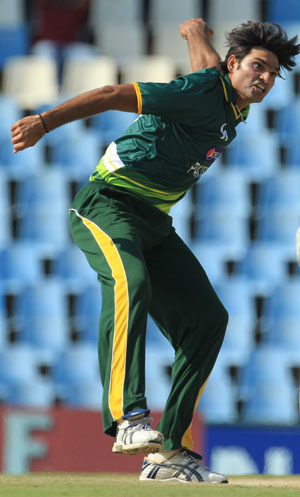 Pakistan beat South Africa by six wickets in 2nd ODI to level series