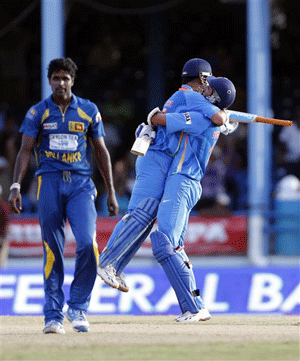 India vs Sri Lanka, as it happened - MS Dhoni steers India to thrilling tri-series triumph