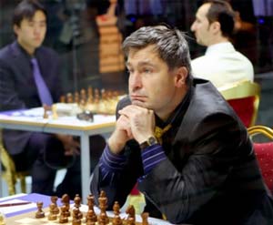 Chess champion Vassily Ivanchuk robbed at gunpoint