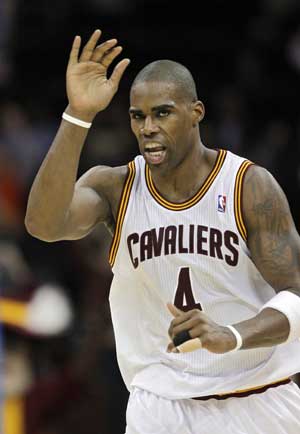 Jamison, Irving rally Cavaliers past Pistons, 101-100