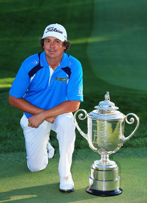 PGA Championship: Jason Dufner holds on to win first major, Tiger Woods ends 40th