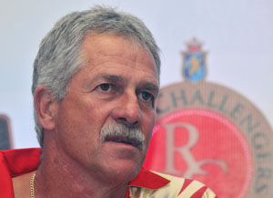 IPL 2013: Ray Jennings pins hope on fit-again Zaheer Khan in playoffs