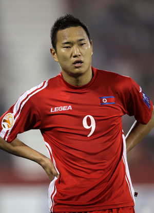 North Korean striker signs for South Korean team