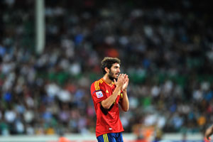 Crystal Palace signs midfielder Jose Campana from Sevilla