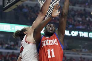 76ers pull away in 3rd, beat Bulls 109-92