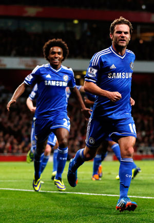 Chelsea knock Arsenal out of League Cup, Manchester United thrash Norwich