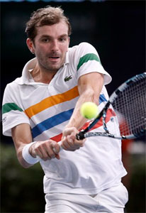 Benneteau downs Troicki 6-4, 7-5 at Paris Masters